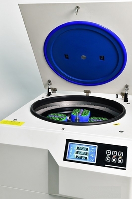 4x750ml फर्श खड़े रेफ्रिजरेटेड केन्द्रापसारक मशीन 0-22000rpm समायोज्य